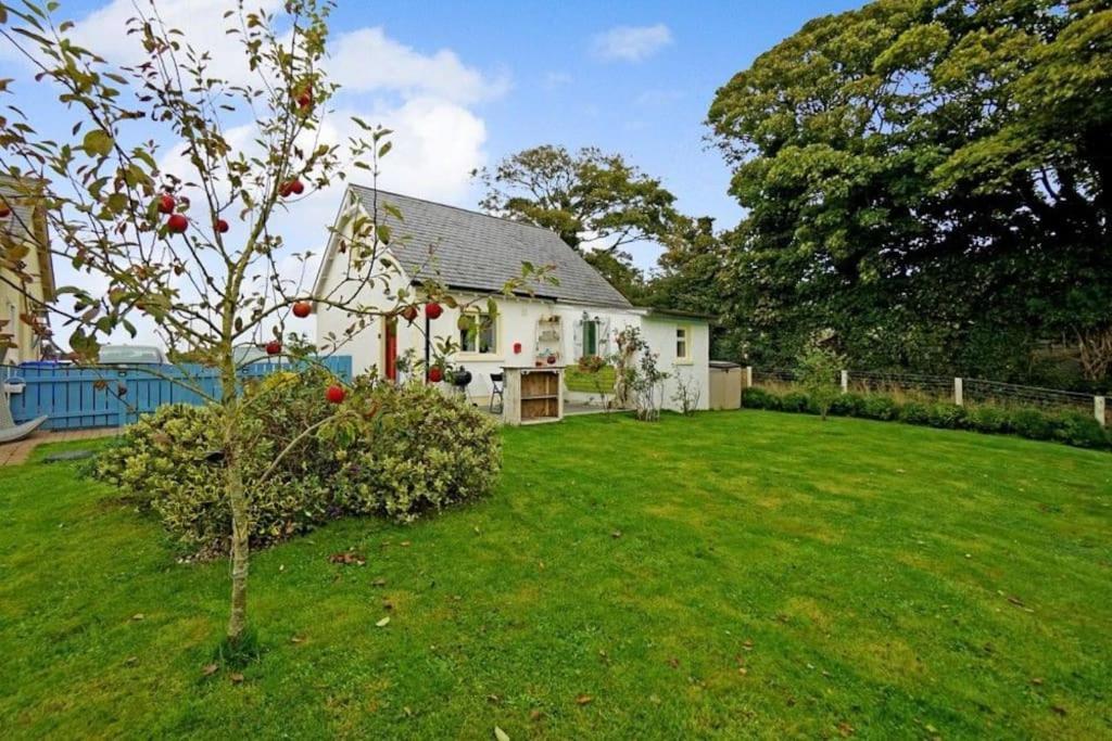 Вилла The Gate House Kirkistown Экстерьер фото