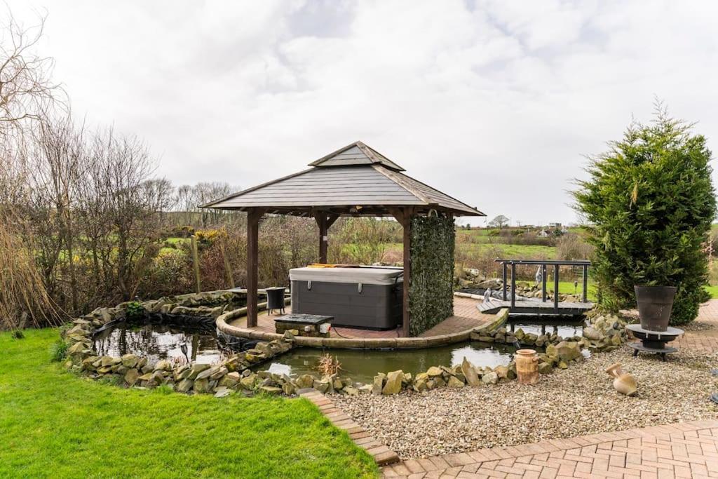 Вилла The Gate House Kirkistown Экстерьер фото